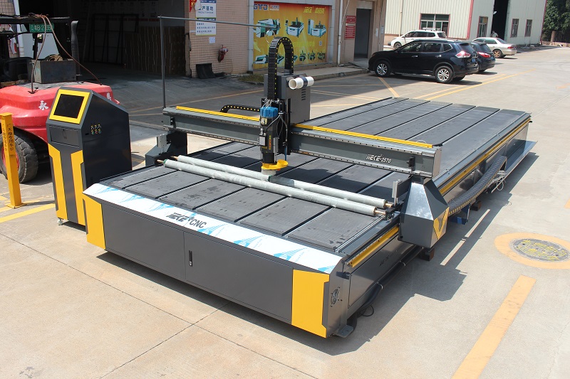 163am银河数控教您正确保养铝板雕刻机